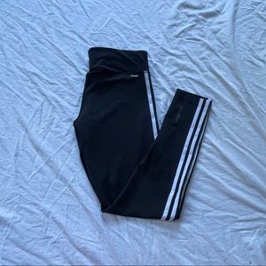 BLACK ADIDAS LEGGINGS